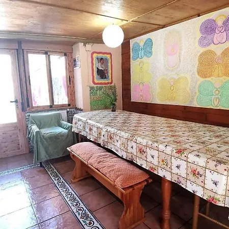Casa Rural: La Casa Magica De Gredos Madrigal de la Vera