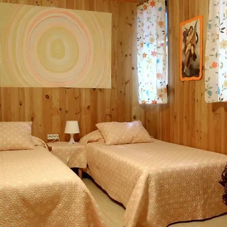 Casa Rural: La Casa Mágica De Gredos Chalet Madrigal de la Vera